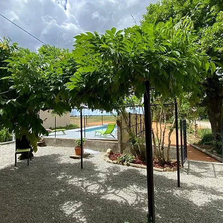 Ma Tonnelle Fleurie Semesterbostad *