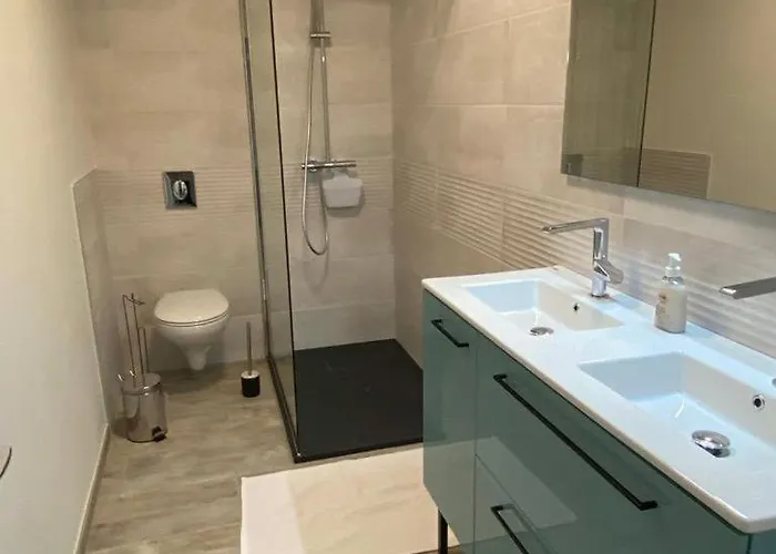 別荘 Ma Tonnelle Fleurie ボーモン・ド・ロマーニュ